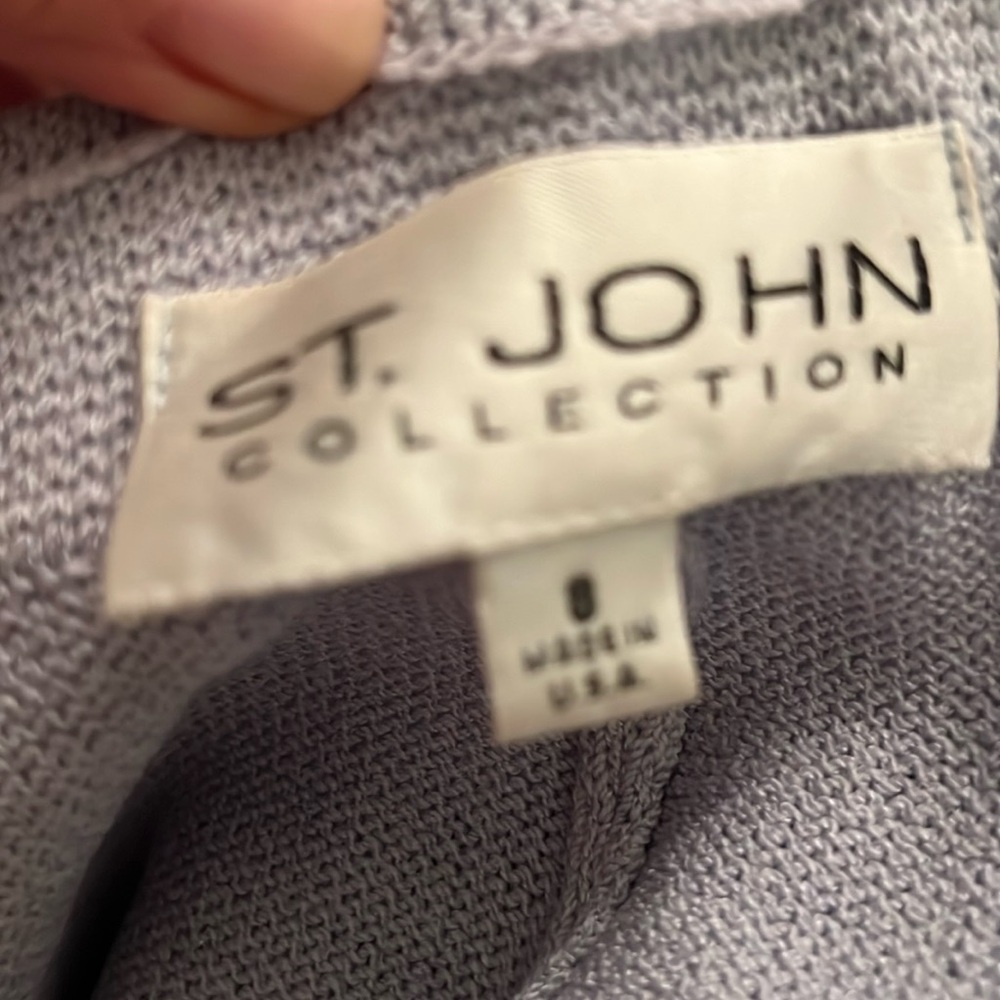 St. John Wide Legged Pants. Worn twice. Mint condition